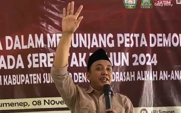 Thumbnail KPU Sumenep dan MA Annawari Gelar Sosialisasi Pilkada 2024