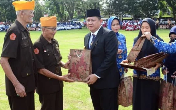 Thumbnail Berita - Gelaran Upacara Hari Pahlawan di Kota Lubuklinggau Berlangsung Khidmat