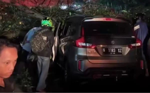 Thumbnail Berita - Cuaca Buruk Berakibat 4 Korban Jiwa, BPBD Kabupaten Malang Imbau Masyarakat Waspada