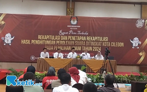 Hasil Rekapituliasi Suara Pilkada Kota Cilegon, Robinsar-Fajar Menang Telak, Incumbent Rungkad