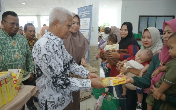 Thumbnail Launching Gerakan Orang Tua Asuh Cegah Stunting, Bupati Asahan Salurkan Bantuan