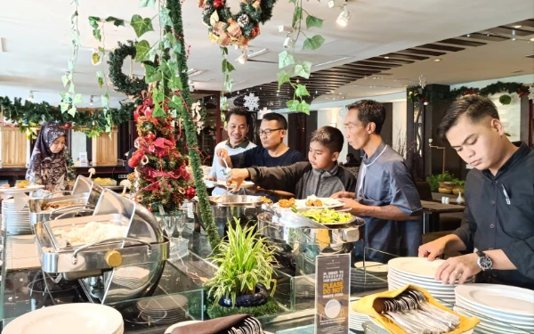 Thumbnail Berita - Verwood Hotel Surabaya Sajikan Menu Spesial All You Can Eat Christmas Dinner