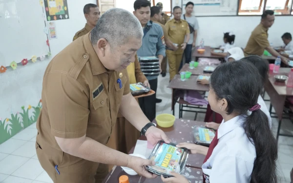 Thumbnail Berita - Pemkab Asahan Launching Uji Coba Makan Gratis di Tiga Sekolah