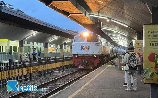 Thumbnail Berita - Kereta Api Tujuan Ketapang dan Bandung Jadi Pilihan Favorit Penumpang Stasiun Malang Selama Nataru