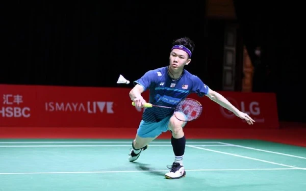 Thumbnail Berita - Belum Pulih dari Cedera, Bintang Tuan Rumah Lee Zi Jia Mundur dari Malaysia Open 2025