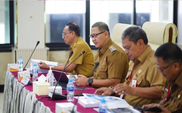 Thumbnail Berita - Kemendagri RI Puas Atas Kepemimpinan Aries Agung Paewai di Kota Batu