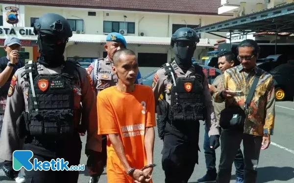 Thumbnail Berita - Polresta Cilacap Bongkar Pabrik Oli Palsu, Omzet Ratusan Juta per Bulan