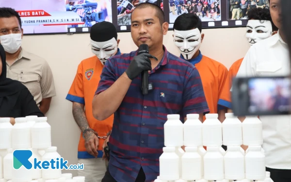 Thumbnail Berita - Jadi Pengedar Narkoba, Pemuda di Kota Batu Ditangkap Polisi