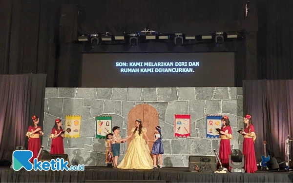 Thumbnail Berita - El Milagro: Drama Musikal Kolaborasi Siswa untuk Misi Kemanusiaan