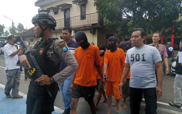 Thumbnail Berita - Timsus Macan Polres Bangkalan Sukses Ungkap 8 Kasus Curanmor