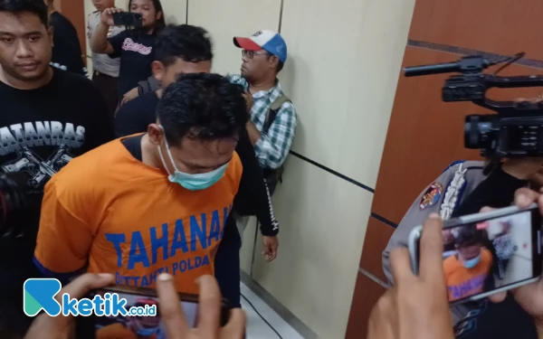 Thumbnail Berita - Pelaku Mutilasi Wanita dalam Koper Ditangkap di Madiun saat Hendak Kabur