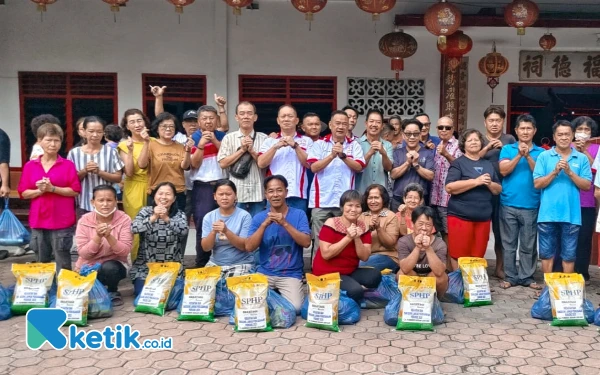 Thumbnail Berita - Meriahkan Imlek, Yayasan Budi Agung Rantauprapat Sumut Bagi-Bagi Paket Sembako