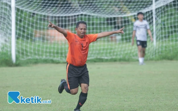 Thumbnail Berita - Garuda 01 Halsel Perpanjang Rekor Tak Terkalahkan Usai Hajar Geng Selatan 3-2