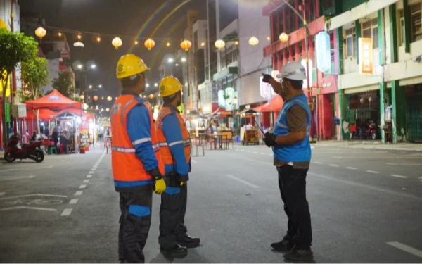 Thumbnail Berita - Jelang Tahun Baru Imlek, PLN Pastikan Pasokan Listrik Tetap Andal