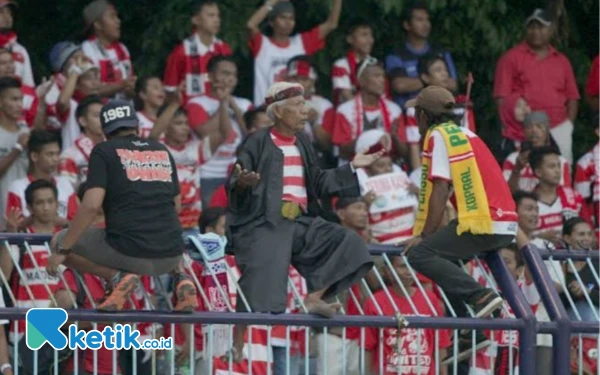 Thumbnail Berita - Promo Spesial Anniversary Madura United, Rp100 Ribu untuk 3 Tiket Laga Kandang