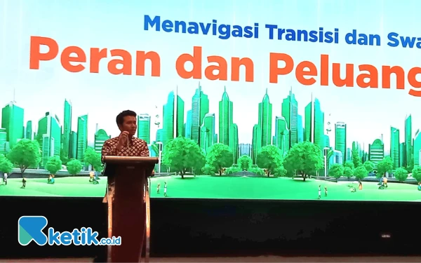 Thumbnail Berita - Percepat Transisi Energi, Emil Dardak Dorong Peralihan ke Kendaraan Listrik