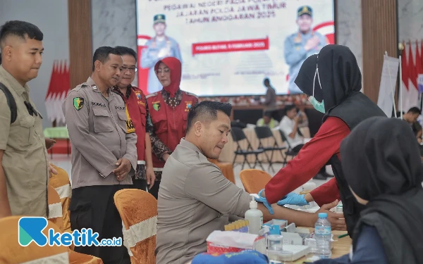 Thumbnail Berita - Polres Blitar Gelar Pemeriksaan Kesehatan Berkala, Pastikan Kesiapan Fisik dan Mental Anggota