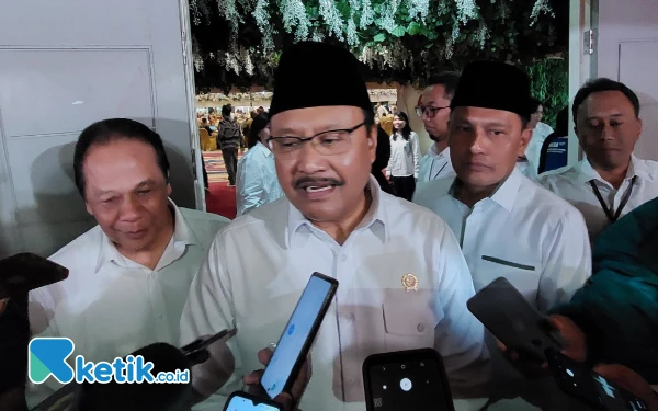 Thumbnail Berita - Tanggapi Wacana Reshuffle Kabinet, Mensos Gus Ipul Sebut Hak Presiden Prabowo