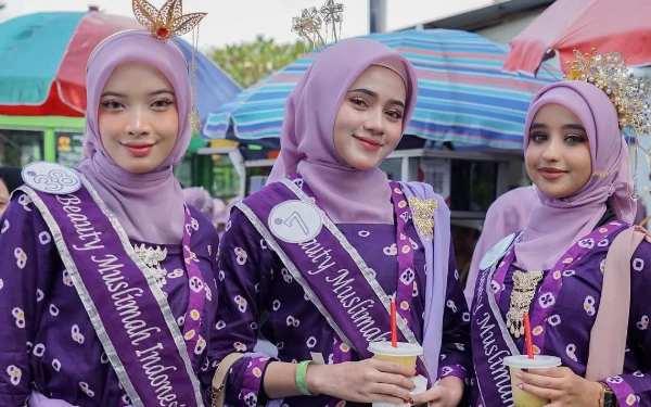 Thumbnail Selain itu, Beauty Muslimah Indonesia 2025 juga menggaungkan nilai kecantikan yang berkarakter, berakhlak, dan berbudaya. (Foto: Instagram @novaahmed__)