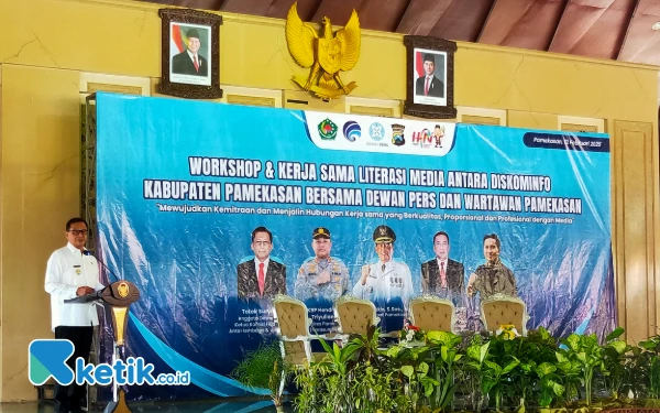 Thumbnail Berita - Hari Pers Nasional, Pj Bupati Pamekasan: Pemerintah dan Jurnalis Harus Saling Bersinergi