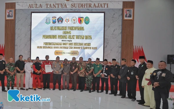 Thumbnail Berita - Teken Deklarasi Damai, Polres Blitar Bersama Perguruan Silat Sepakat Jaga Kondusivitas