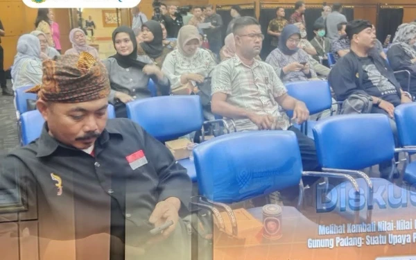 Thumbnail Berita - [BERITA FOTO] Diskusi Publik Gunung Padang Cianjur: Melihat Kembali Nilai Penting Situs Cagar Budaya Nasional