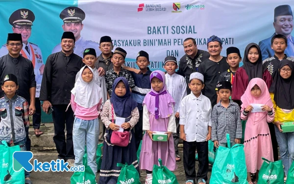 Thumbnail Berita - Dinsos Tasyakur Bin Nimah Dilantiknya Bupati dan Wabup Bandung dengan Santuni Puluhan Anak Yatim