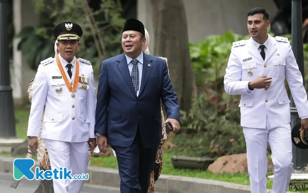 Thumbnail Berita - Wakil Ketua DPR RI: Bupati Bandung Dadang Supriatna Salah Satu Kepala Daerah Terbaik di Indonesia