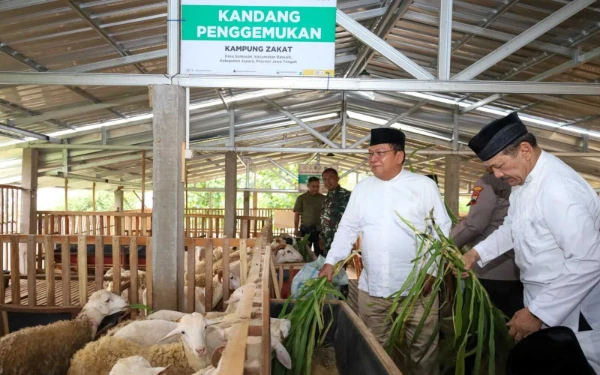 Thumbnail Berita - BAZNAS RI Hadirkan Balai Ternak di Jepara, Buka Peluang Sejahterakan Mustahik