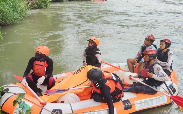 Thumbnail Berita - Pria di Kalipare Kabupaten Malang Diduga Hanyut Saat Strum Ikan Ditemukan Meninggal