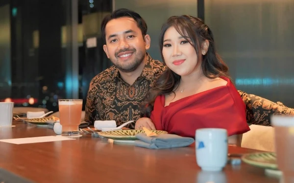 Thumbnail Berita - Kiky Saputri dan Muhammad Khairi Sambut Kelahiran Putri Pertama