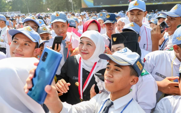 Thumbnail Berita - Gubernur Khofifah Siapkan Program Ramadhan Produktif untuk Siswa SMA dan SMK se-Jatim