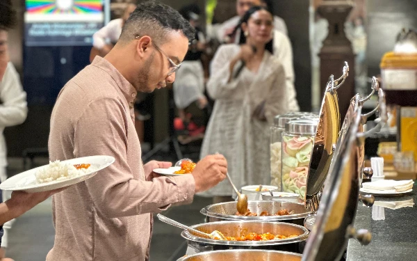 Thumbnail Berita - Buka Puasa dengan Culinary Journey Iftar Ramadhan di Hotel Santika Premiere Malang