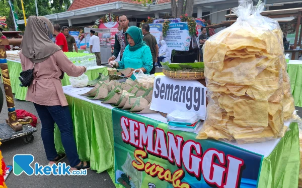 Foto Menu semanggi yang ada di Tasyakuran dan Doa Bersama Gubernur dan Wakil Gubernur Jatim. (Foto: Shinta Miranda/Ketik.co.id)