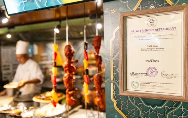 Thumbnail Berita - Hong Kong Makin Ramah Muslim, Ratusan Restoran dan Hotel Telah Bersertifikasi Halal