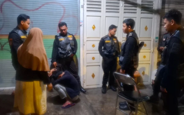 Thumbnail Berita - Jogoboyo 97 Gencarkan Keamanan Ramadhan di Surabaya, Amankan Pelaku Kriminal hingga Tawuran