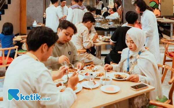 Thumbnail Berita - Bukber di Ascent Hotel & Cafe Malang, Padukan Menu Timur Tengah dan Nusantara