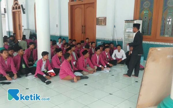 Thumbnail Berita - SMAN 2 Ponorogo Gelar Ramadhan Camp, Bentuk Karakter Siswa Lewat Akhlak Mulia