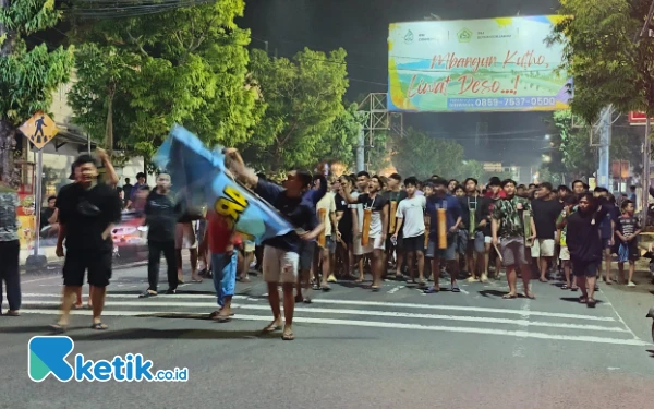 Thumbnail Berita - Massa Taati Aturan, Rontek Gugah Sahur di Pacitan Berjalan Kondusif