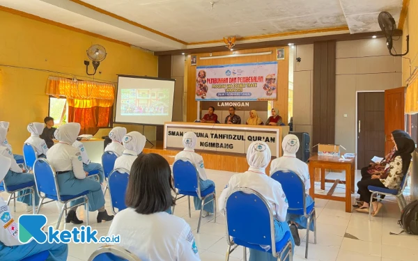 Thumbnail Berita - Perkuat Kualitas Program DT, SMAN 1 Ngimbang Gelar Launching dan Pembekalan Peserta