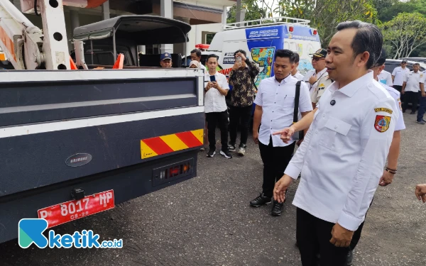 Thumbnail Berita - Efisiensi Anggaran, Pemkab Jember Ingin Tiru Provinsi Gunakan Kendaraan Dinas Sistem Sewa