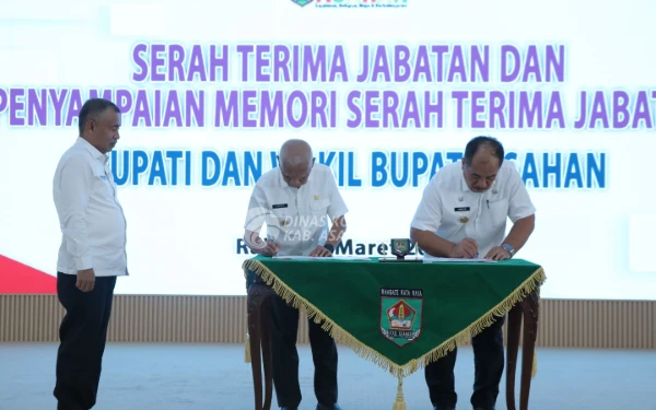 Thumbnail Berita - Usai Sertijab, Bupati dan Wakil Bupati Asahan Periode 2025-2030 Tancap Gas Bangun Daerah