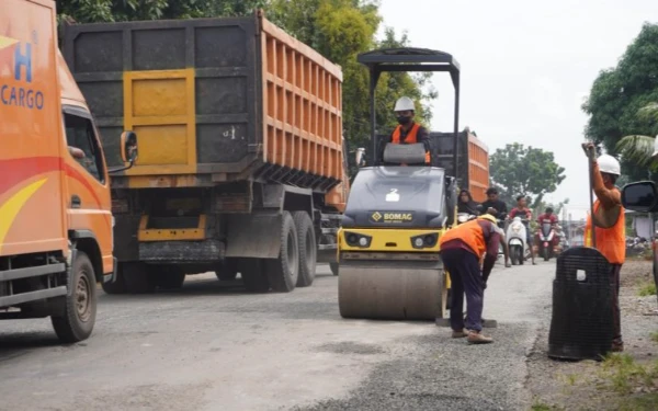 Thumbnail Berita - Suntikan Dana Rp30 Miliar, Pemkab Jepara Upayakan Jalan Mulus Sebelum Arus Mudik