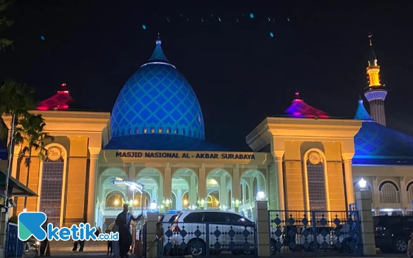 Thumbnail Berita - Nama-Nama Pencetus Berdirinya Masjid Nasional Al-Akbar Surabaya, Ada Cak Narto Wali Kota Surabaya