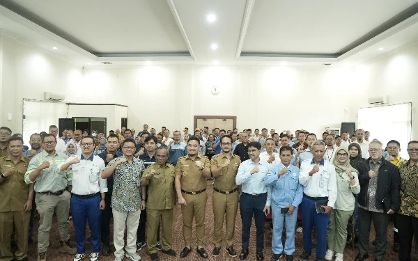 Thumbnail Berita - Wali Kota Robinsar Bertemu HRD se-Cilegon, Bahas Peningkatan Kualitas Tenaga Kerja