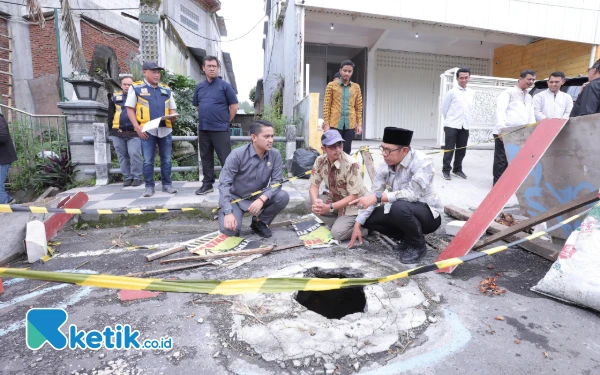 Thumbnail Berita - Demi Kelancaran Arus Mudik, Pemkot Batu Segera Perbaiki Jembatan Suropati