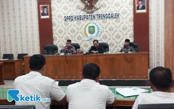 Komisi I DPRD Trenggalek Gelar Rapat Bersama ATR/BPN, Bahas Legalitas SHM di Pantai Konang