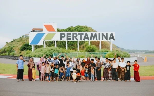 Foto Warga sekitar Sirkuit Mandalika buka puasa bersama MGPA selaku pengelola sirkuit, 14 Maret 2025. (Foto: MGPA)