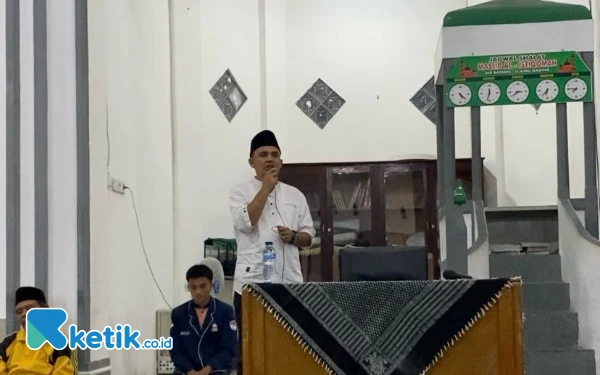 Foto Kepala Sekolah SMA Negeri 1 Lembah Melintang, Ahmad Yanri SPd,MM.