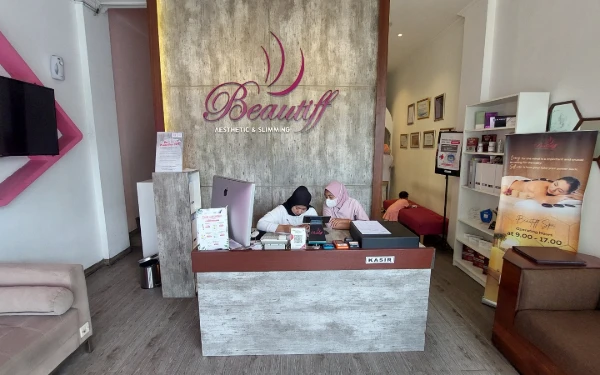 Thumbnail Tampil Percaya Diri dengan Perawatan Slimming Canggih di Beautiff Clinic